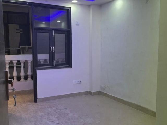 Kalkaji, South Delhi 1 Bedroom 550 Sq. Ft. Builder Floor in Kalkaji Delhi Listing ID: #10419