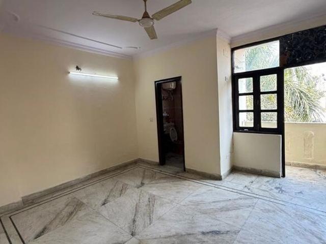 Kalkaji 2 Bedroom 1000 Sq. Ft. Builder Floor in Kalkaji Delhi Listing ID: #10035