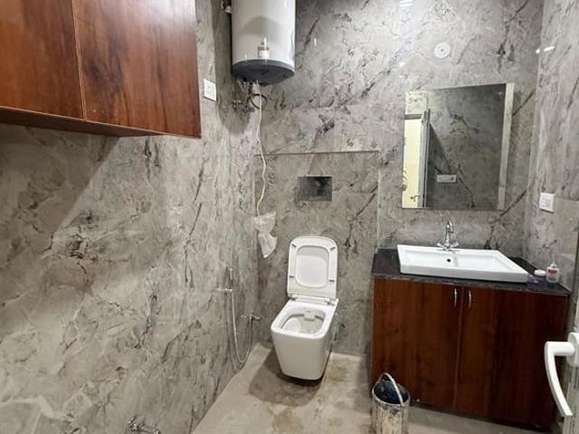 Kalkaji 2 Bedroom 1800 Sq. Ft. Builder Floor in Kalkaji Delhi Listing ID: #10035