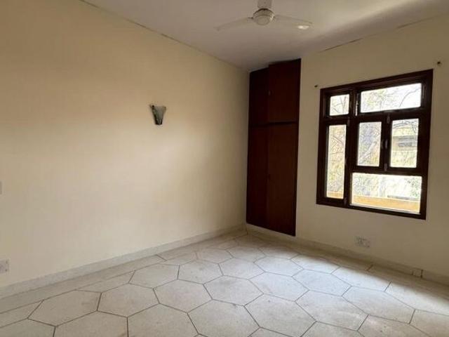 Kalkaji 3 Bedroom 200 Sq. Yd. Builder Floor in Kalkaji Delhi Listing ID: #10121