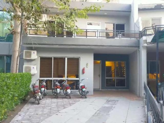 Kalma Chowk 10 marla only office ues ideal location Lahore Gulberg 2 ID 48911
