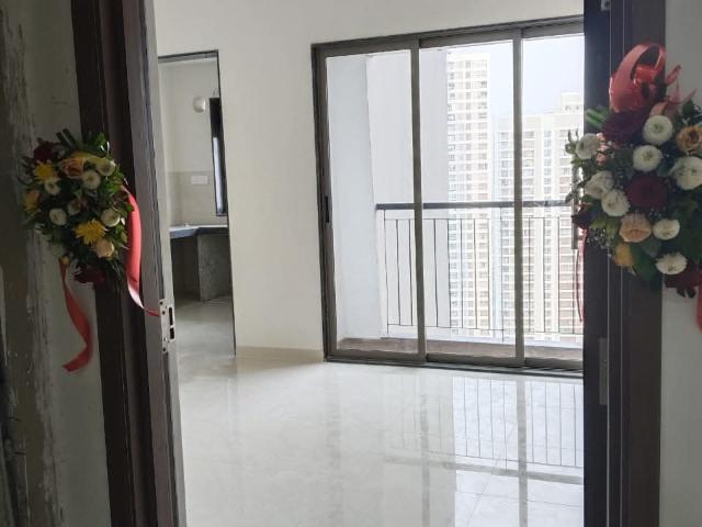 Kalpataru Immensa B 2 Bedroom 780 Sq. Ft. Apartment in Kolshet Road Thane Listing ID: #9854