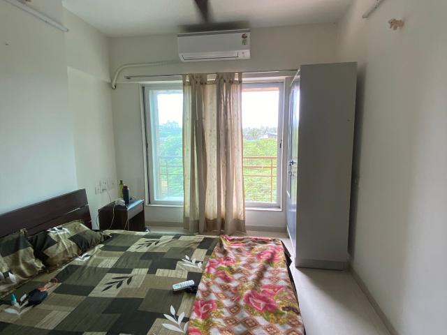 Kalpataru Radiance 2 Bedroom 900 Sq. Ft. Apartment in Goregaon West Mumbai Listing ID: #9923