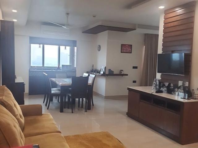 Kalpataru Vista 3.5 Bedroom 3000 Sq. Ft. Apartment in Sector 128 Noida Listing ID: #10381