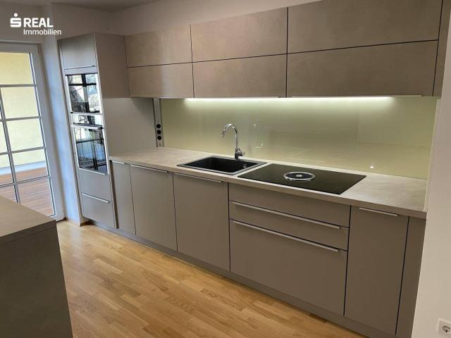 Kalsdorf bei Graz/Exklusive 3 Zimmer Wohnung mit Top Ausstattung und großer West Terrasse