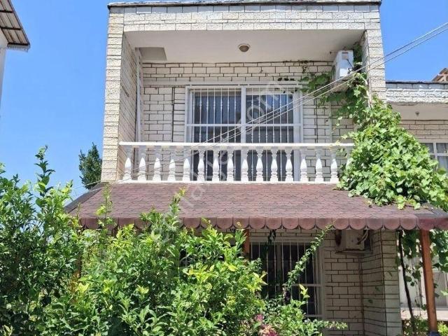 Kapızlı Villakent'te Denize Sıfır Eşsiz 2+1 Dubleks Villa!