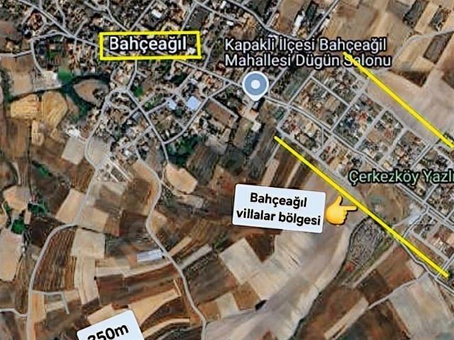 Kapaklı, Bahçeağıl Mahallesinde, villara yakın,350m hisseli arsa