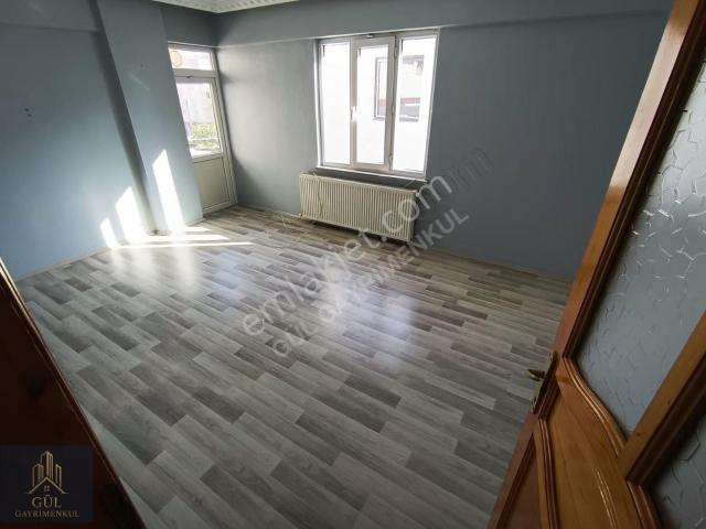 Kapaklı Vatan Mah. Merkezde Kiralık 2+1 Daire 80m²