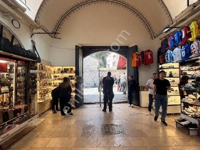 Kapalı Çarşı'da Giriş Kapısına Yakın,değerli Yatırım Fırsatı