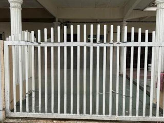 Kapar Jalan Sungai Daun 2 DoubleStorey House For Rent