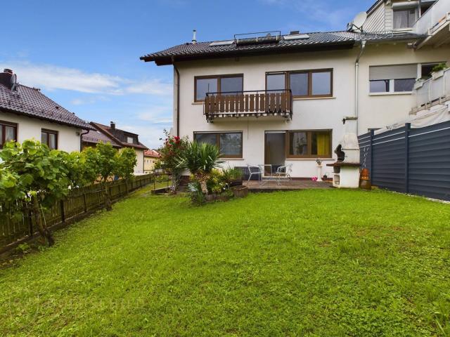 Kapitalanlage mit TOP Rendite oder zur Eigennutzung 3 Zimmer im Obergeschoss mit ca. 70 qm Whfl