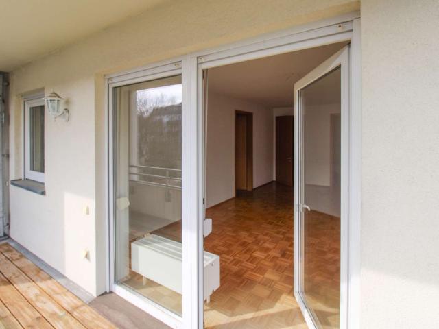 Kapitalanlage mit Zukunft: Vermietete Eigentumswohnung in Top Lage mit Aufzug, Balkon & Tiefgarage