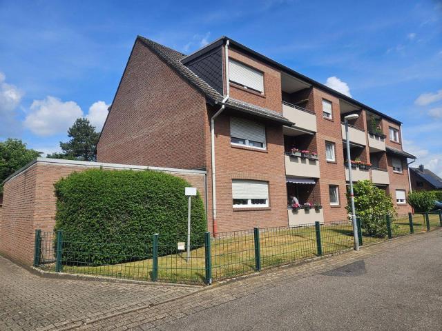 Kapitalanlage* Erdgeschosswohnung mit Balkon zu verkaufen!