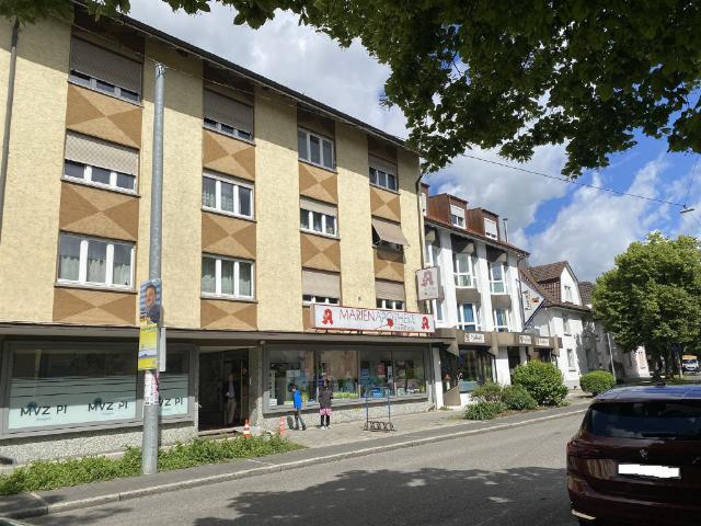 Kapitalanlage in Singen Wohn /Geschäftshaus mit 8 Einheiten 2 Gewerbe/ 6 Wohnungen