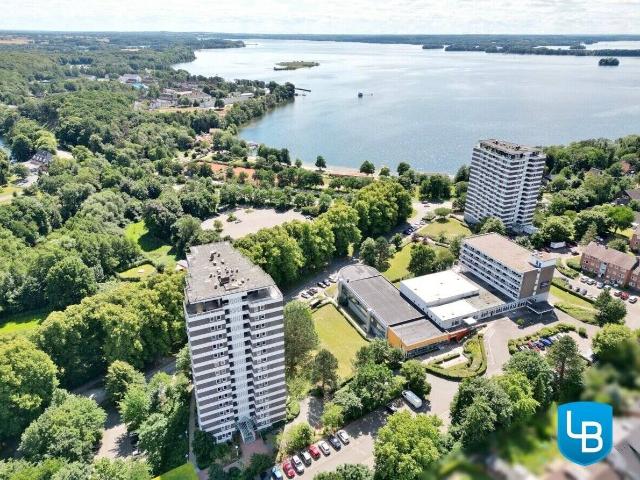 Kapitalanlage: Traumhafte Etagenwohnung am Seeufer von Plön