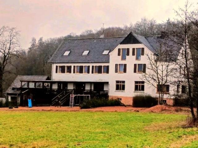 Kapitalanlage ! Traumimmobilie am See Alleinlage.