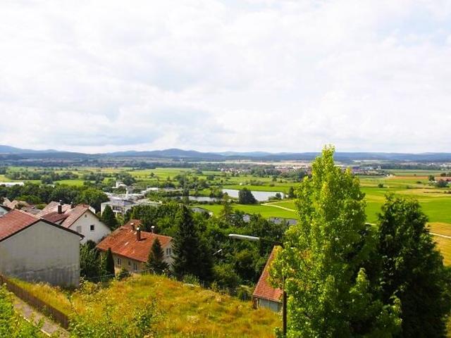 Kapitalanleger aufgepasst! Großzügige 4 Zimmereigentumswohnung in begehrter Wohnlage der Stadt Cham