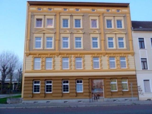 Kapitalanleger aufgepasst! Saniertes und langfristig vermietetes Wohnhaus mit 16 Wohneinheiten