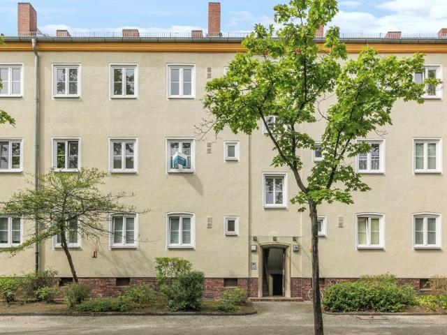 Kapitalanleger aufgepasst! Vermietete attraktive 2 Zimmer Wohnung in guter Lage!