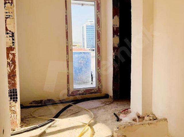 KARTAL CEVİZLİ ÇANAKKALE CADDESİ TERASLI 2+1 DUBLEKS SATILIK