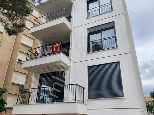 Kartal Kordon Boyunda Muhteşem Manzaralı Sıfır Kıralık 4+1