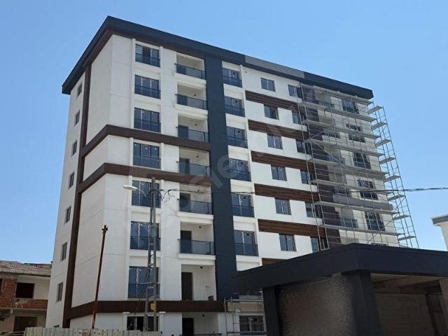 KARTAL HÜRRİYET MAHALLESİN'DE TAPUSU HAZIR 5.KAT 1+1 ARA KAT
