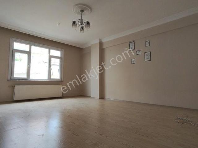 Kartal Marmaray Yanı 2+1 Arakat Geniş Kiralık Daire