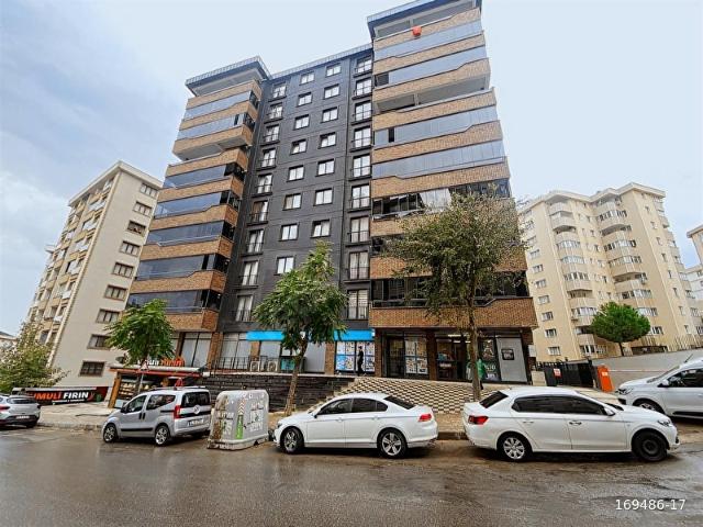 Kartal Uğurmumcu Satılık 4+1 Daire Güney Cephe Cadde Üzeri