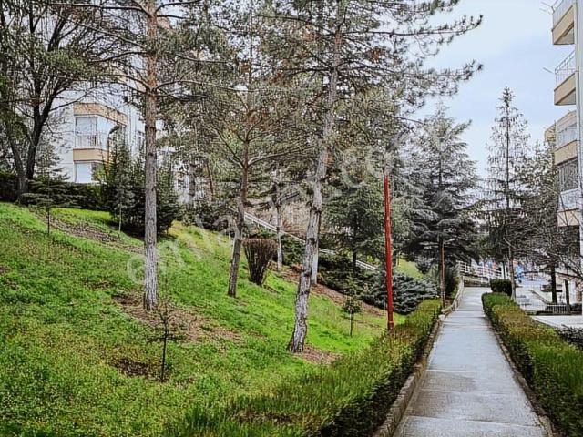 Kartal'dan İnönü Mahallesi Merkezde Ara Kat 3+1