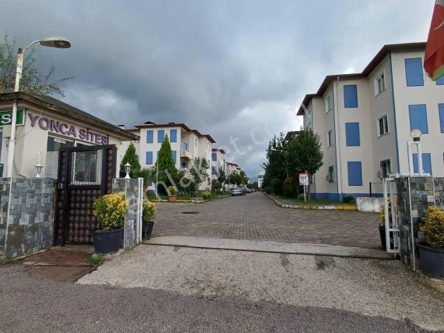 Kartepe Fatih Sultan Mehmet Mh. Yonca Sitesi 2+1 Kiralık Daire