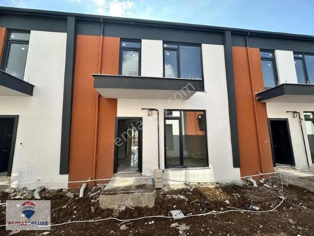 Kartepe Fsm'de Satılık 4+1 Villa
