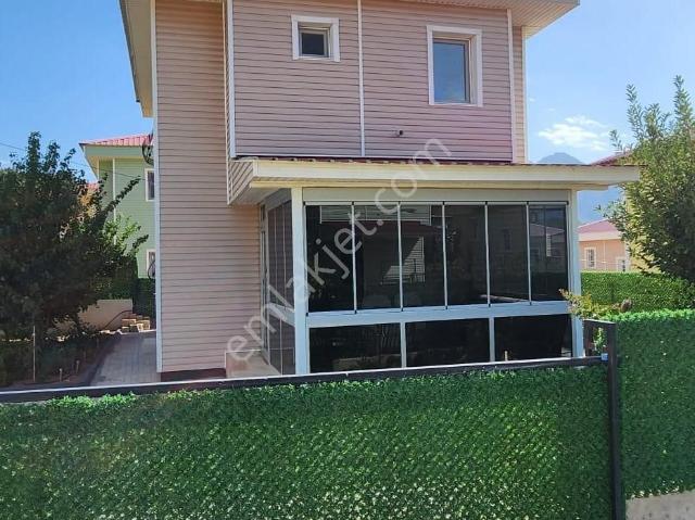 Kar Emlaktan Alpu Yaylasında 330 M2 Arsa İçinde 3+1 Satılık Dubleks Villa