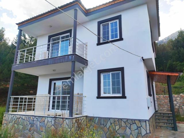 Kar Emlaktan Yenikonacık Yapıtaş Sitesi Üzerinde 4+1 Satılık Dubleks Villa