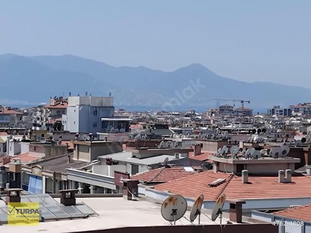 KARŞIYAKA DEDEBAŞI ÖNÜ AÇIK SIFIR KİRALIK 2+1 DAİRE