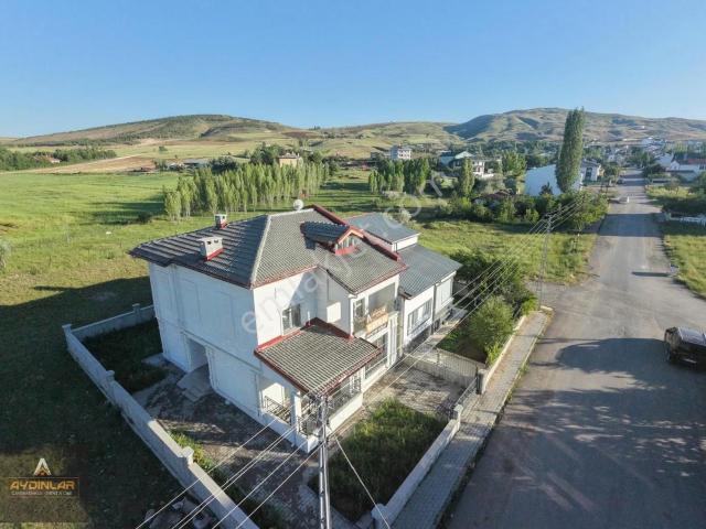 Karşıyaka 4+1 Sıfır Villa