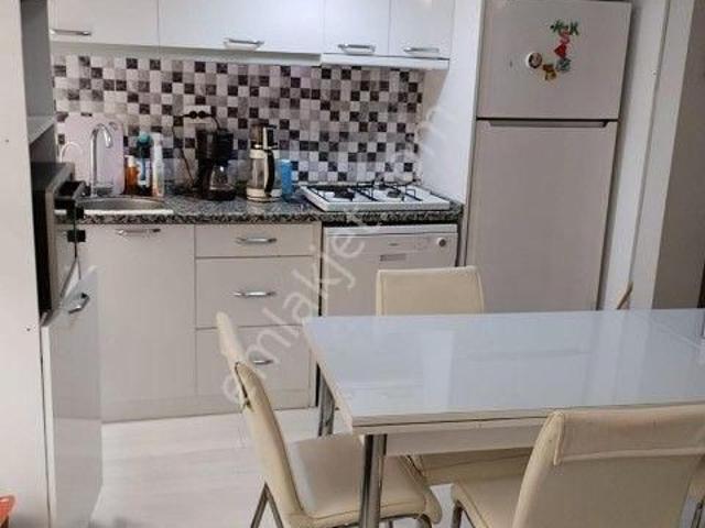Karşıyaka Tersane Mahallesinde 2+1 Satılık Daire