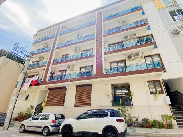 Karşıyaka Yalı Mahallesinde Boş 2+1 Satılık Daire