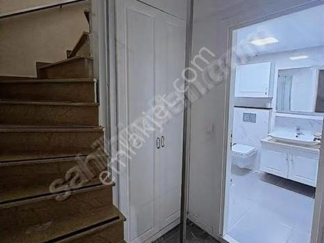 Karşıyaka Yalı Mahallesinde 2+1 Dubleks Daire