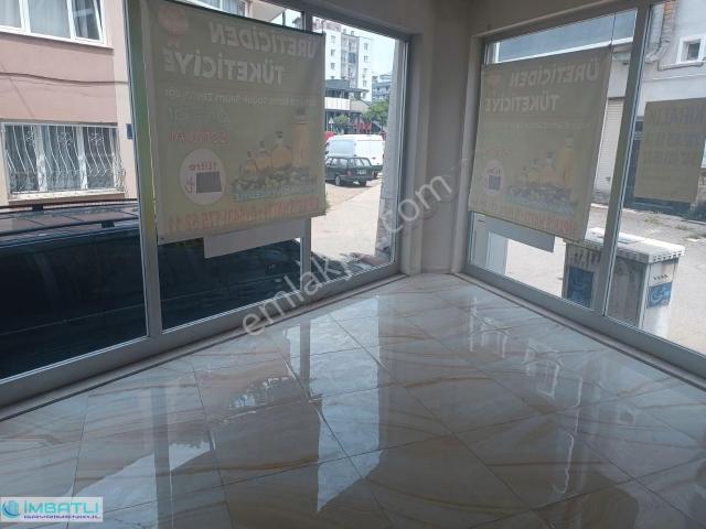 Karşıyaka Yeni Girne Caddesi Yakını Kiralık Dükkan
