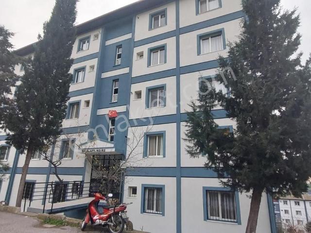 Karşıyaka Zübeyde Hanım Mah De Kiralık 2+1 Daire Kanıt Emlak