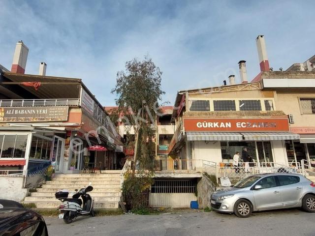 Karşıyaka Zübeyde Hnm Mah. İş Merkezinde Kiralık İşyeri Kanıt Em
