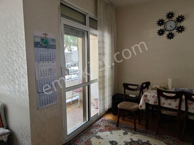 Karşıyaka Aksoy Mahallesi'nde 120 M² 3+1 Satılık Daire