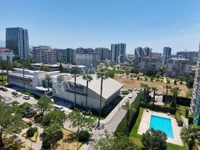 Karşıyaka Arkasspor,köf. Yusuf Yakını Ful Yapılı3+1 133m2 Satılı
