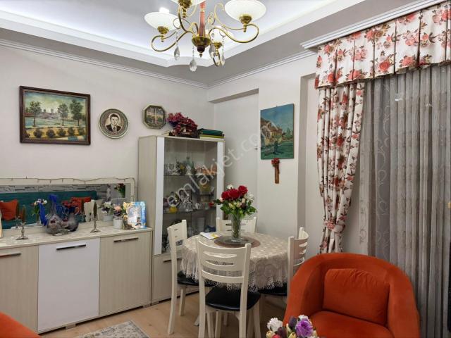 Karşıyaka Ata Kent Yalı Da Satılık 2+1 Lüx Daire