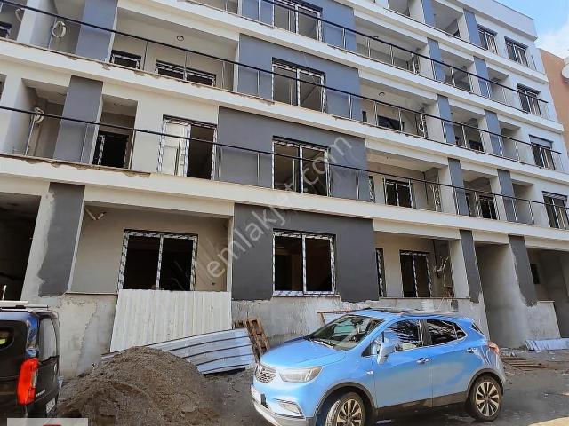 Karşıyaka Bahariye'de Satılık 3+1 Sıfır Daire
