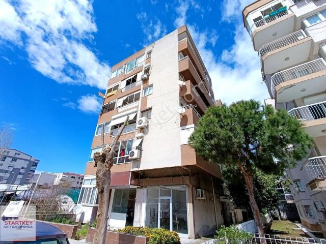 Karşıyaka Bahriye Üçok Atatürk Bulvarında 3+1 Boş Kiralık Daire