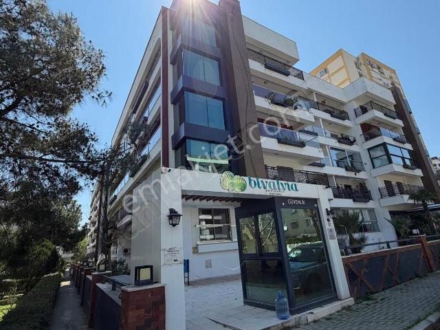 Karşıyaka Bostanlı Atakent Bivalvıa Sitesi 2+1 Satılık Lux Daire