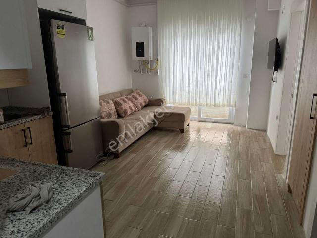 Karşıyaka Da Otogar Yakını 1+1 Sıfır Eşyalı Kiralık Daire