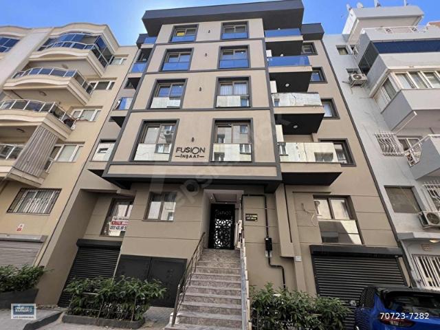 Karşıyaka Dedebaşı Mahallesi Kapalı Mutfak 2+1 Kiralık Daire