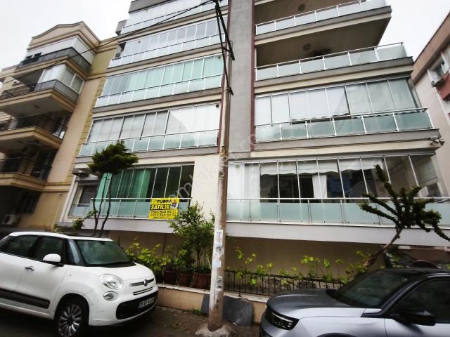 Karşıyaka Dedebaşın Da Satılık 3+1 Daire